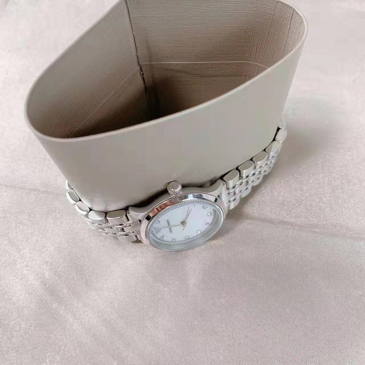 Emporio Armani AR1803 Women's Three-Hand Stainless Steel Watch Emporio Armani AR1803 Women's Three-Hand Stainless Steel Watch